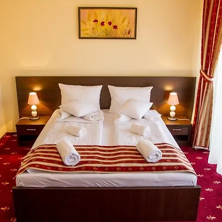 Axa Travel Hotel